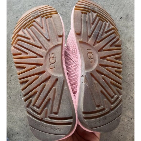 UGG WOMEN’S 1119597 Neumal boots Lace Red White Women’s Sz 7 Boots Booties - Picture 10 of 13